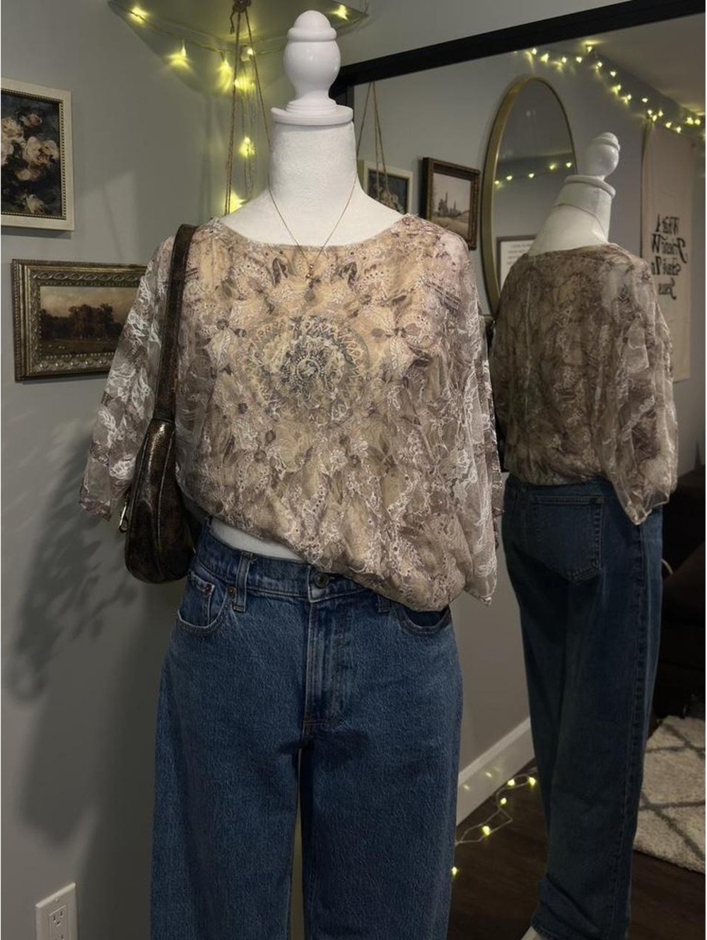 Beige Paisley Lace Blouse Top 🤎